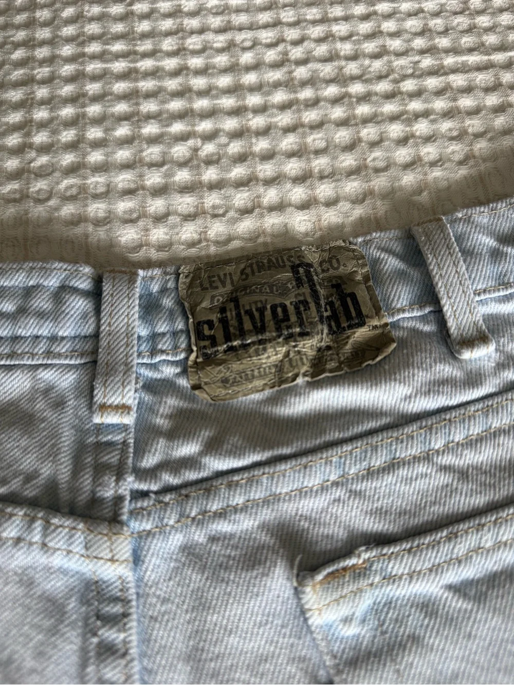 Rare Vintage Silver Tab Levi’s Jeans Light Wash Denim Shorts great quality denim - Picture 4 of 14